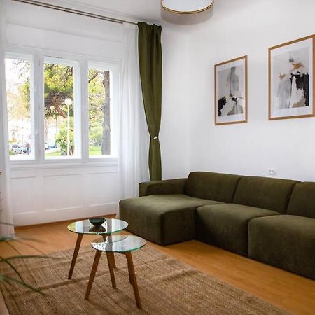 Brand New City Center Apartment Nostalgija Split Bagian luar foto