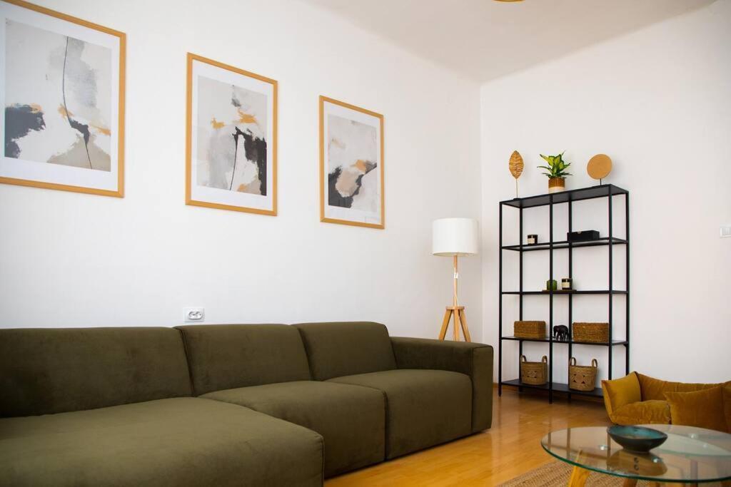 Brand New City Center Apartment Nostalgija Split Bagian luar foto