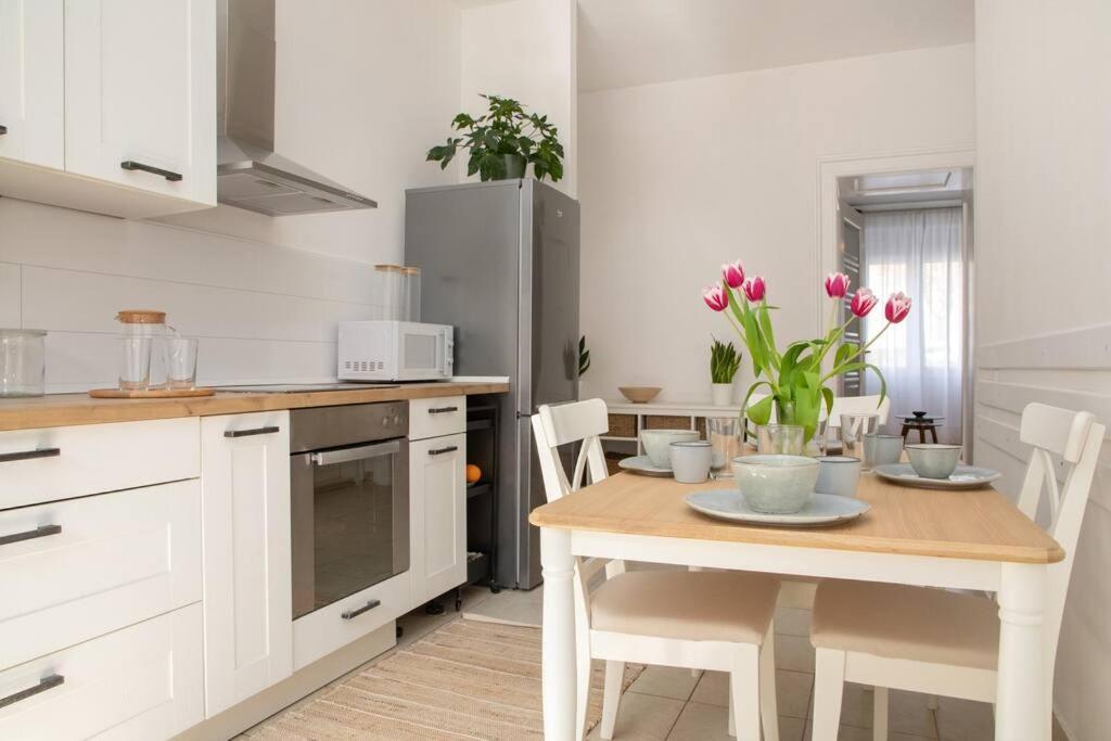 Brand New City Center Apartment Nostalgija Split Bagian luar foto